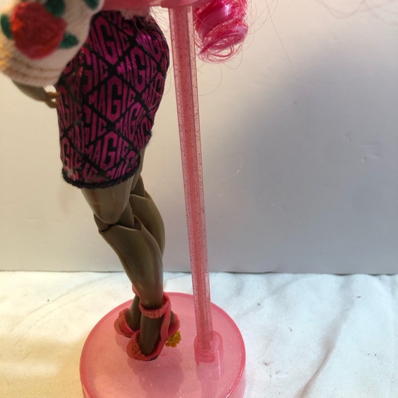 Rainbow High Fashion Doll - Daria Roselyn complete - Picture 11 of 15